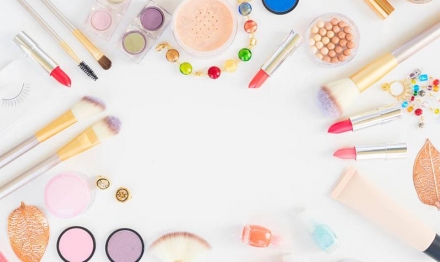 Definition and efficacy of cosmetics